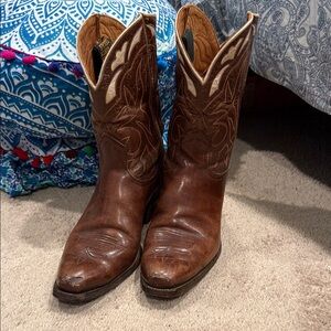 Justin Boots Brown Heeled Women's Boots